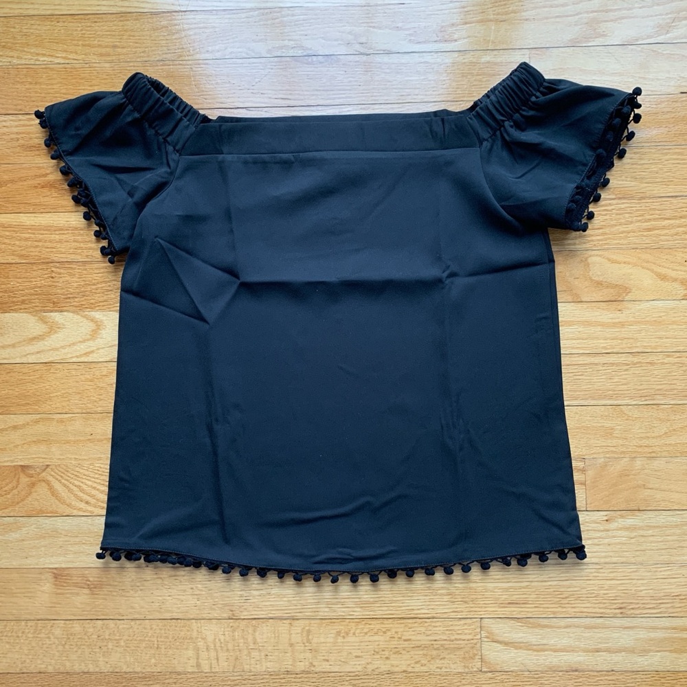 Adorable off shoulder top